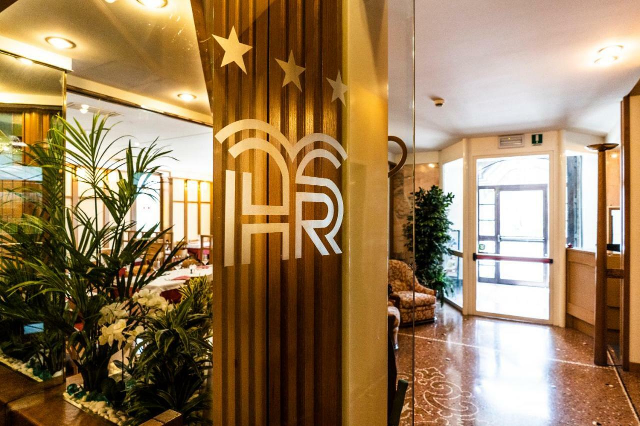 Hotel Villa Regina Левіко-Терме Екстер'єр фото