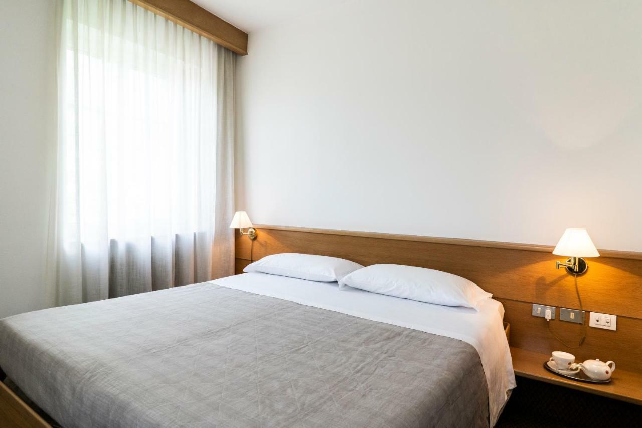 Hotel Villa Regina Левіко-Терме Екстер'єр фото